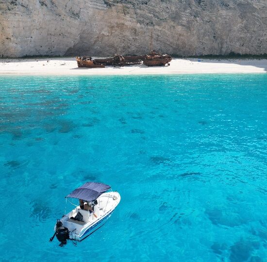 Boat rental Shipwreck noleggio barca spiaggia del relitto